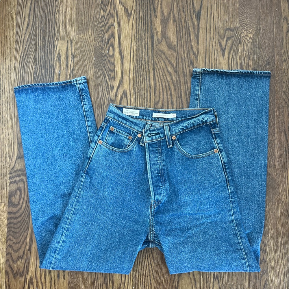 Levi's Ribcage Straight Size 26